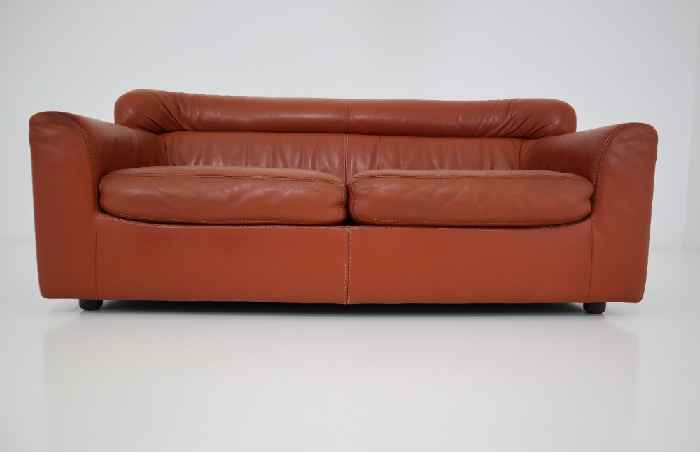 Sofas - Items by category - European ANTIQUES & DECORATIVE