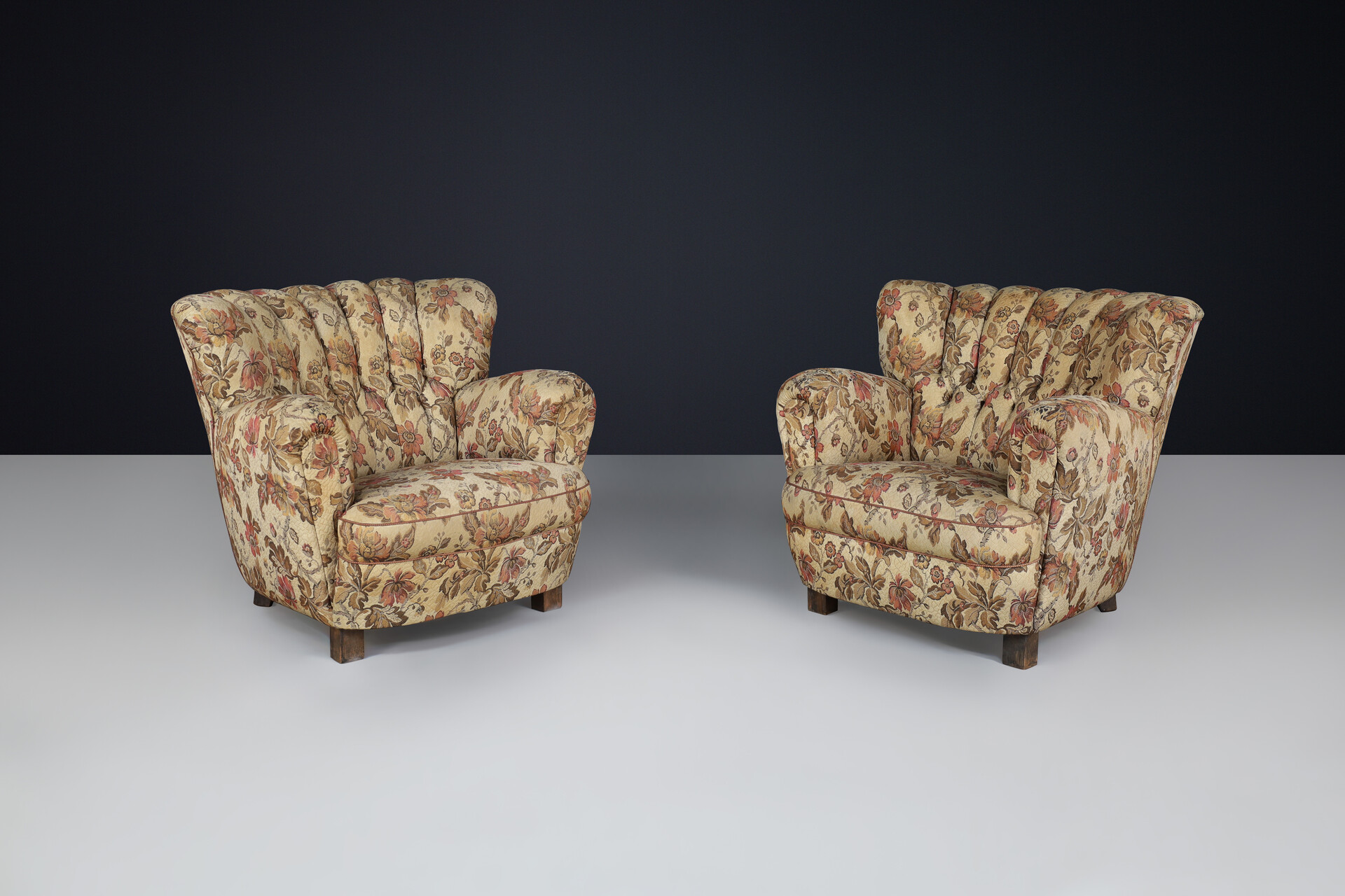 Art deco arm chairs with original upholstery Praque 1930s Early-20th century