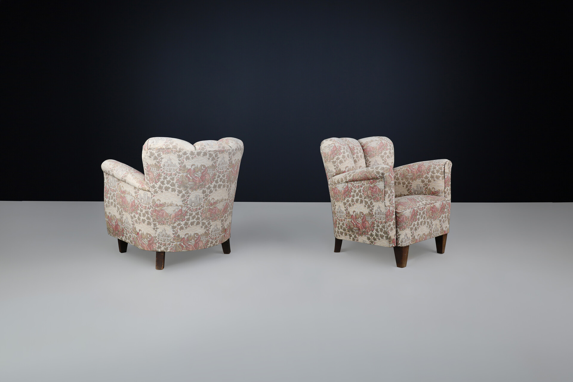 Art Deco Jindrich Halabala Lounge Chairs in Original Upholstery Czech Republic 1930 Mid-20th century