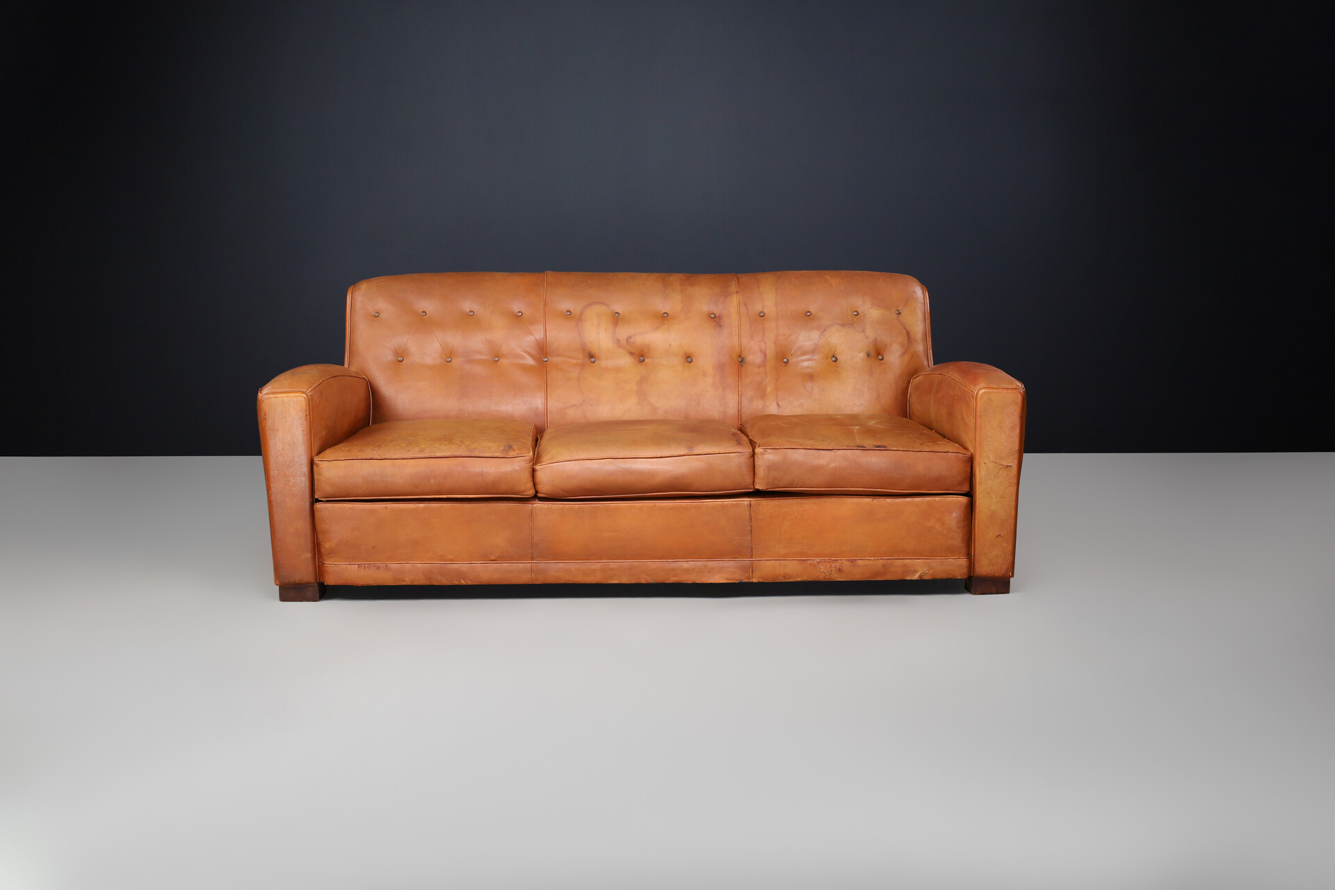 Art deco Patinated leather Lounge sofa, France 1950 Mid-20th century