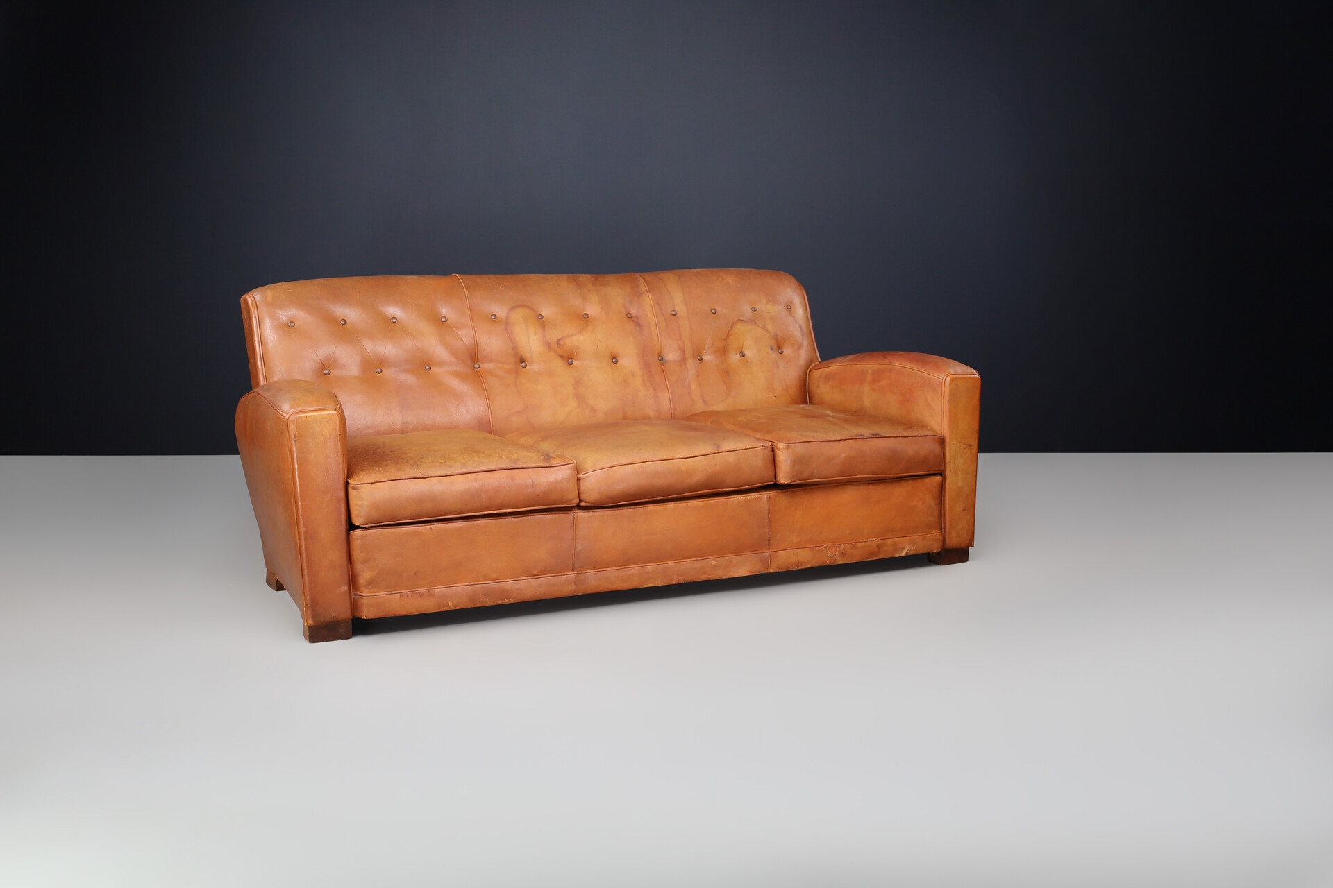 Art deco Patinated leather Lounge sofa, France 1950 Mid-20th century