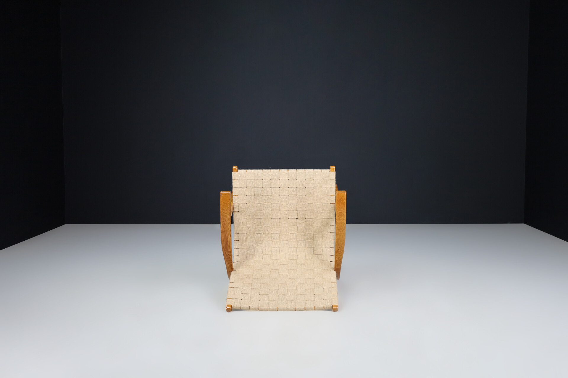 Bauhaus Jan Vanek Easy Chair in Oak Bentwood and Canvas, Praque 1930s Mid-20th century