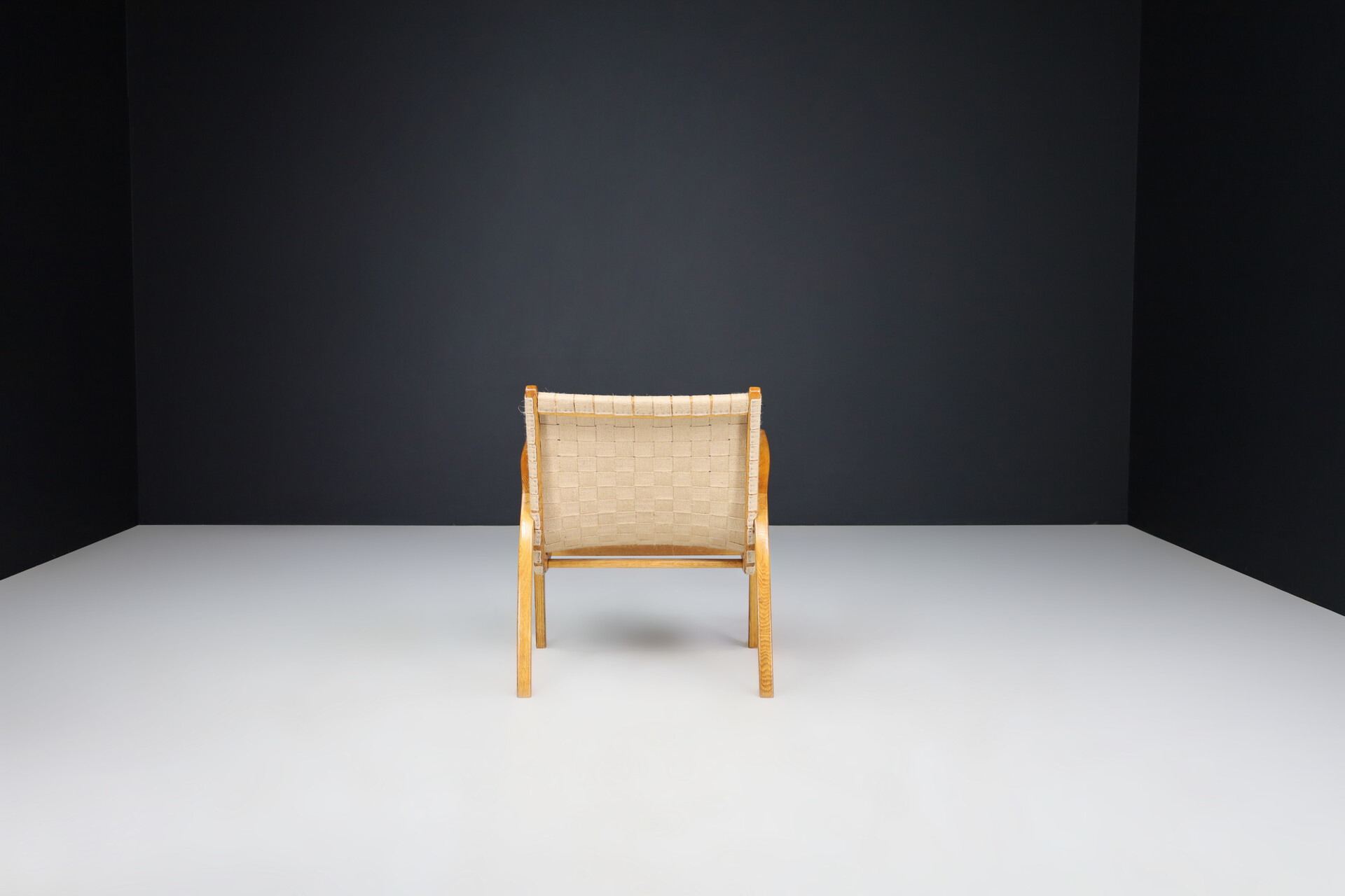 Bauhaus Jan Vanek Easy Chair in Oak Bentwood and Canvas, Praque 1930s Mid-20th century