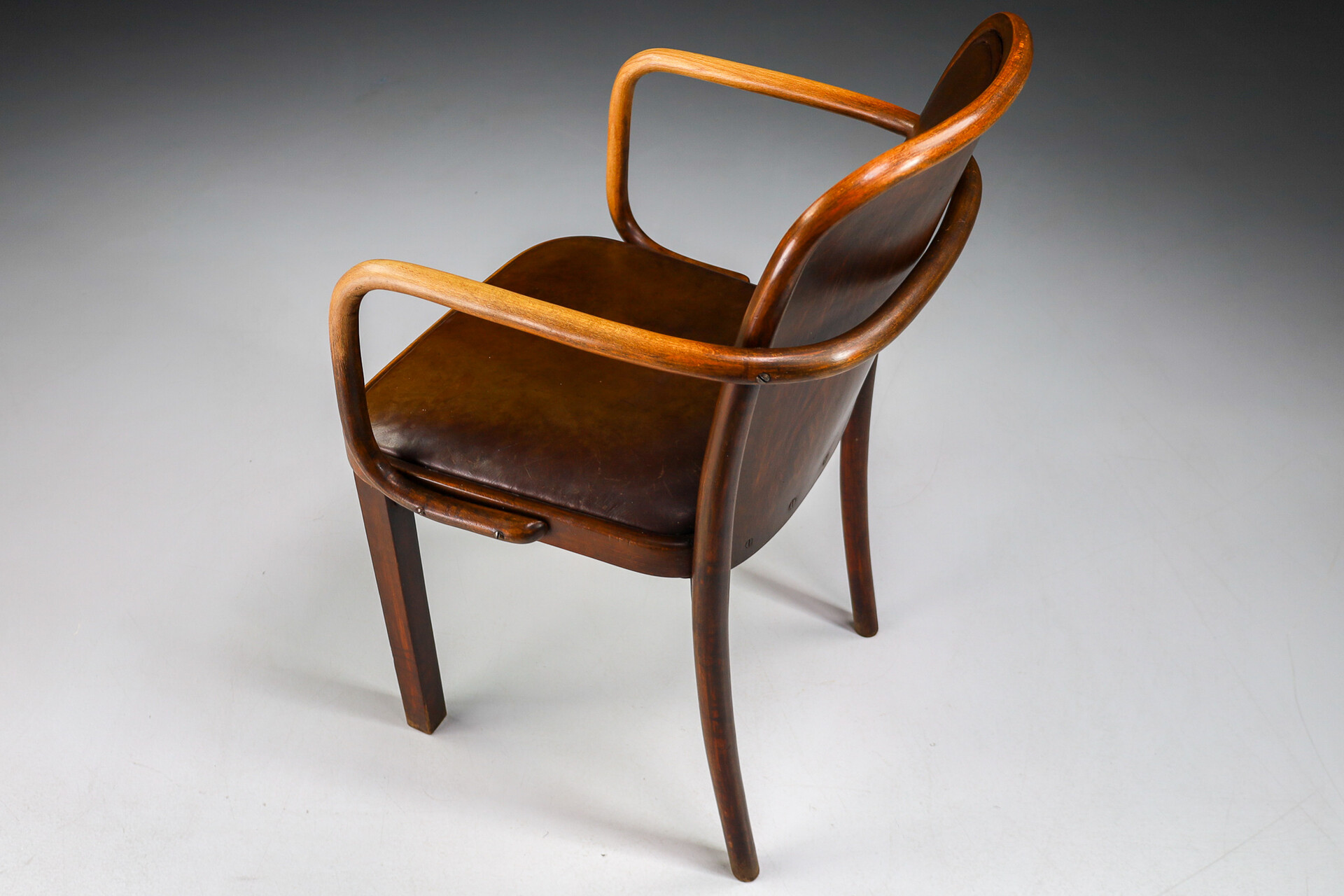 Bauhaus Leather and bentwood Armchair Model no 811 by Josef