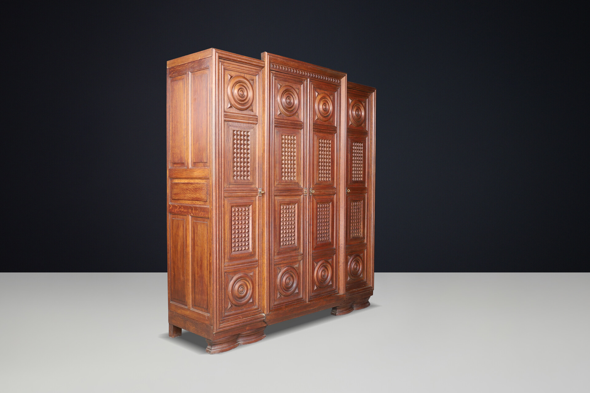 Brutalist Charles Dudouyt Oak Armoire (demontable), France 1940s Mid-20th century