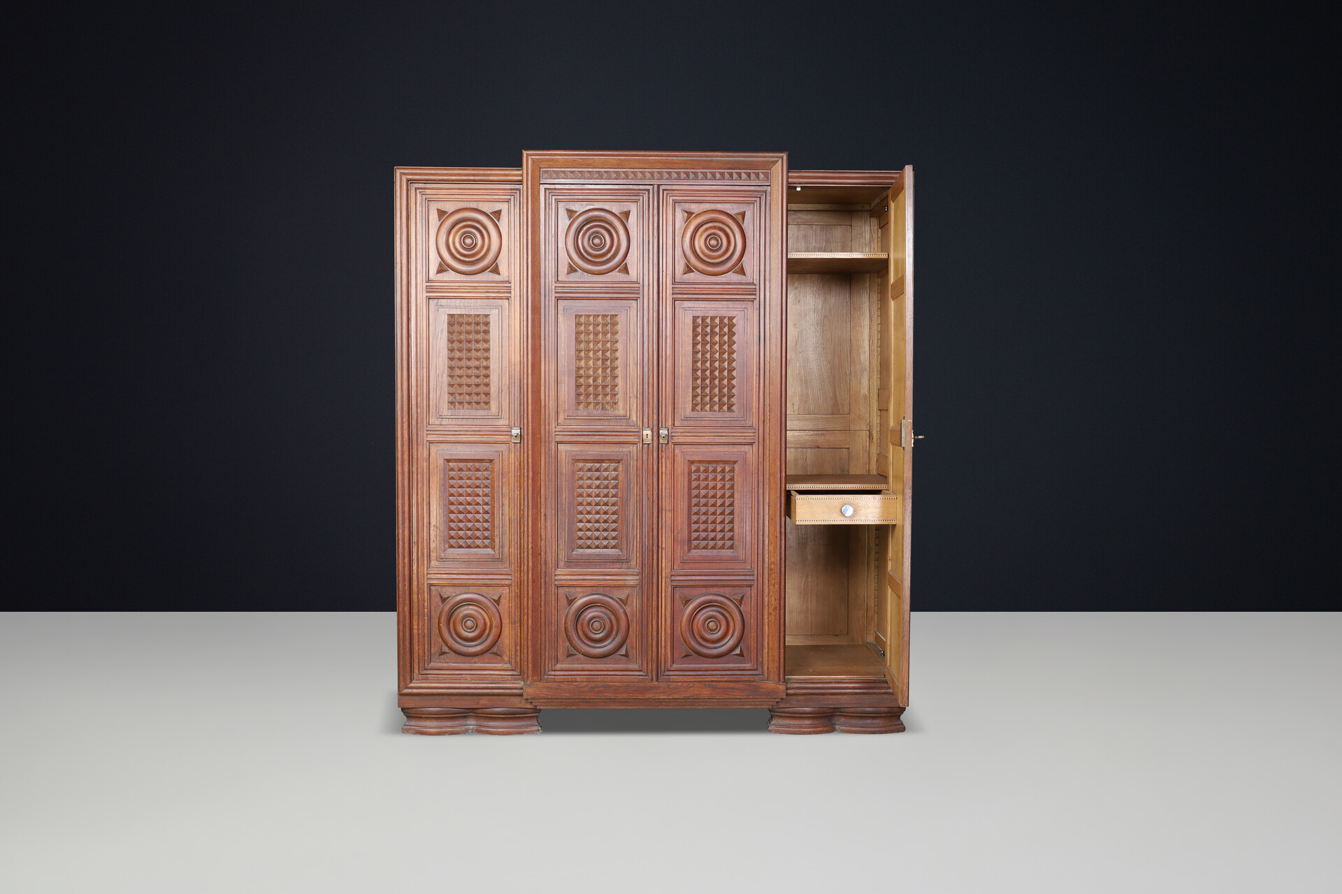 Brutalist Charles Dudouyt Oak Armoire (demontable), France 1940s Mid-20th century