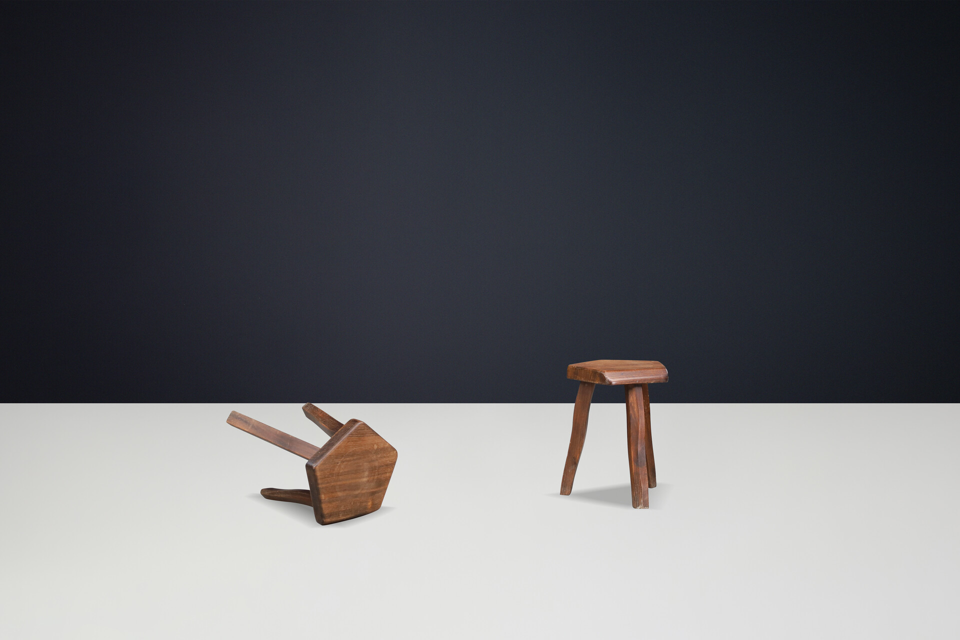 Brutalist Elm Wood Bar Stools by Olavi Hänninen, Finland 1960s Mid-20th century