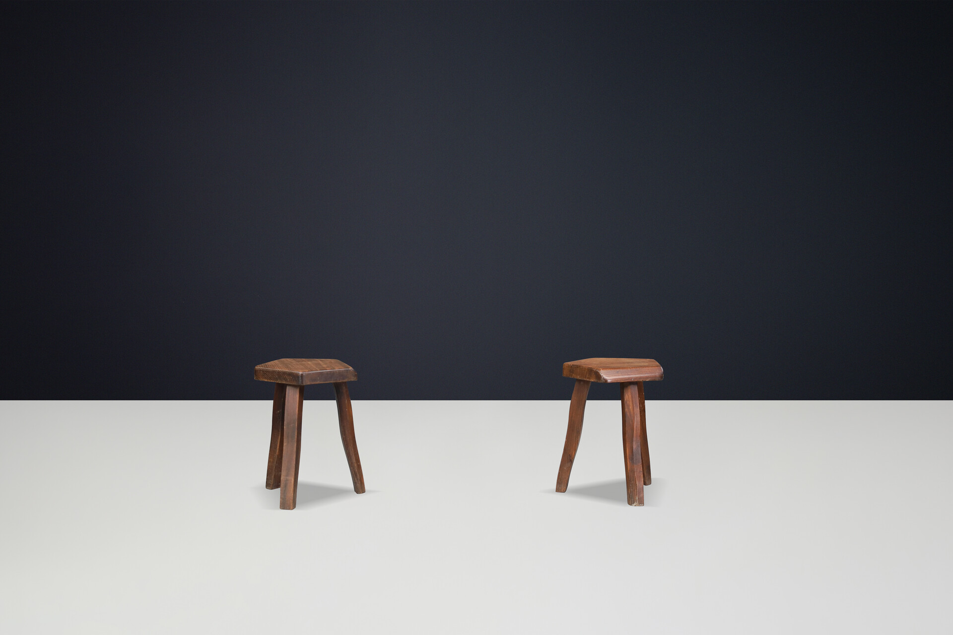 Brutalist Elm Wood Bar Stools by Olavi Hänninen, Finland 1960s Mid-20th century