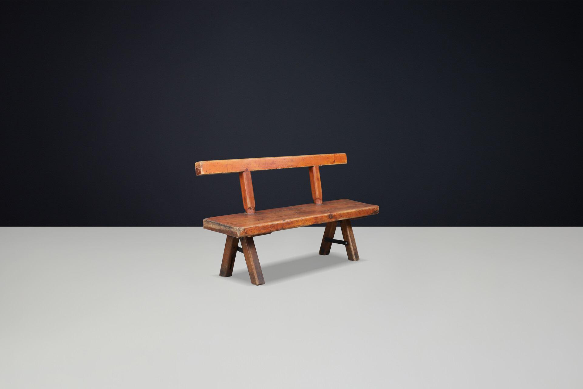 Brutalist Mobichalet Long Bench in Patinated solid Pine wood, Belgium 1950s Mid-20th century