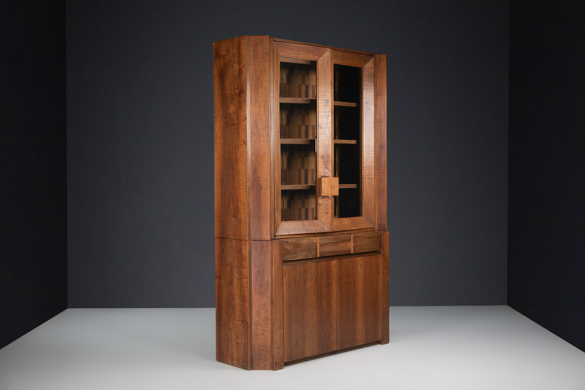 Brutalist Modern Giuseppe Rivadossi Tall Glazed Cabinet in Walnut, Italy 1970s Mid-20th century