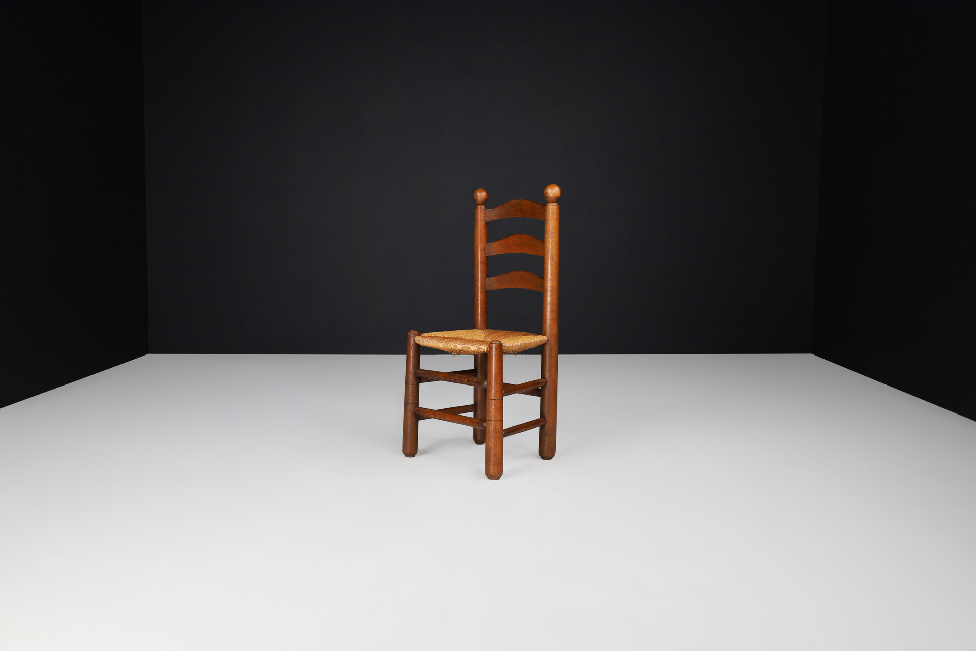 French provincial Georges Robert Dining Chairs in Oak and Rush, France, 1950s Mid-20th century