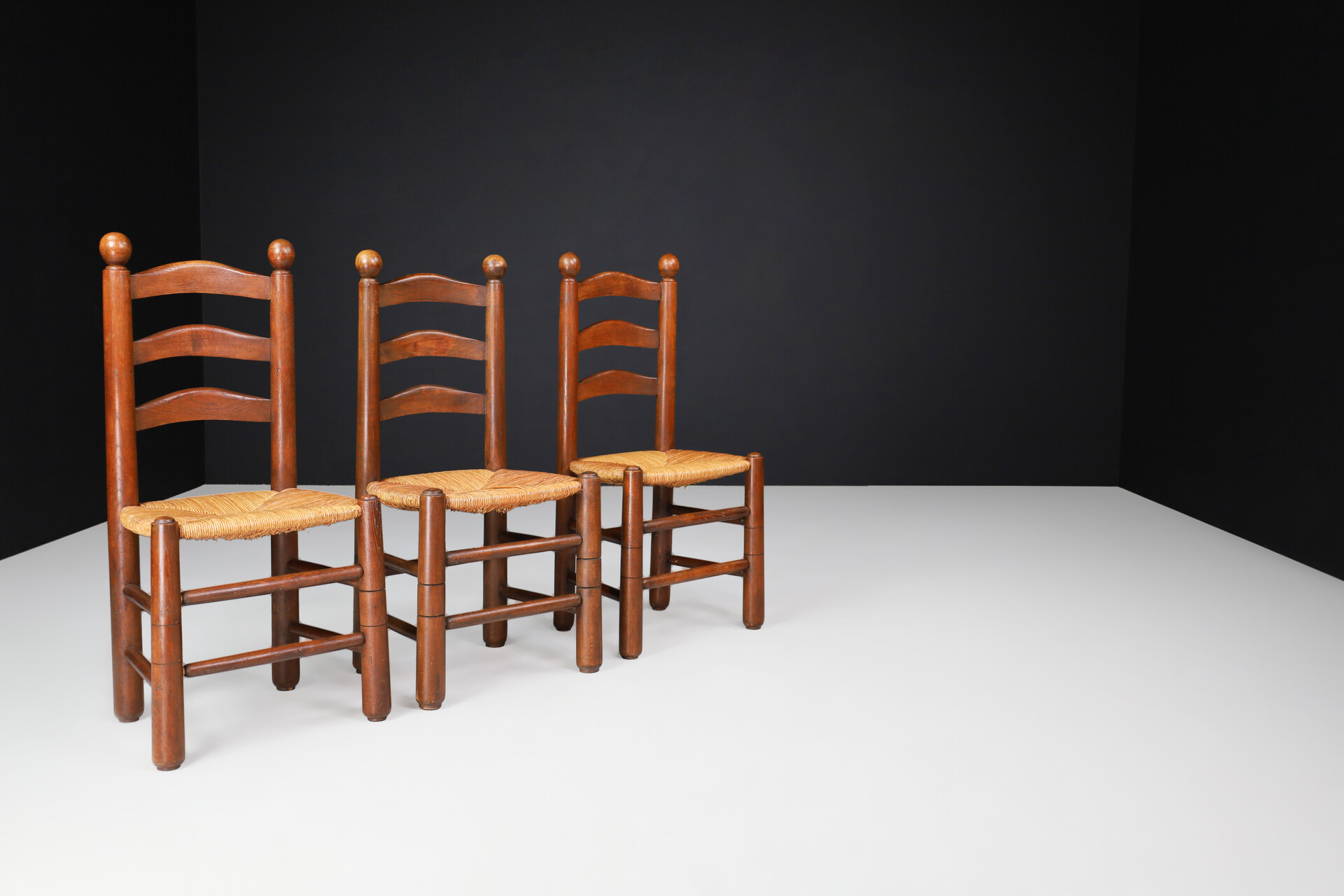 French provincial Georges Robert Dining Chairs in Oak and Rush, France, 1950s Mid-20th century