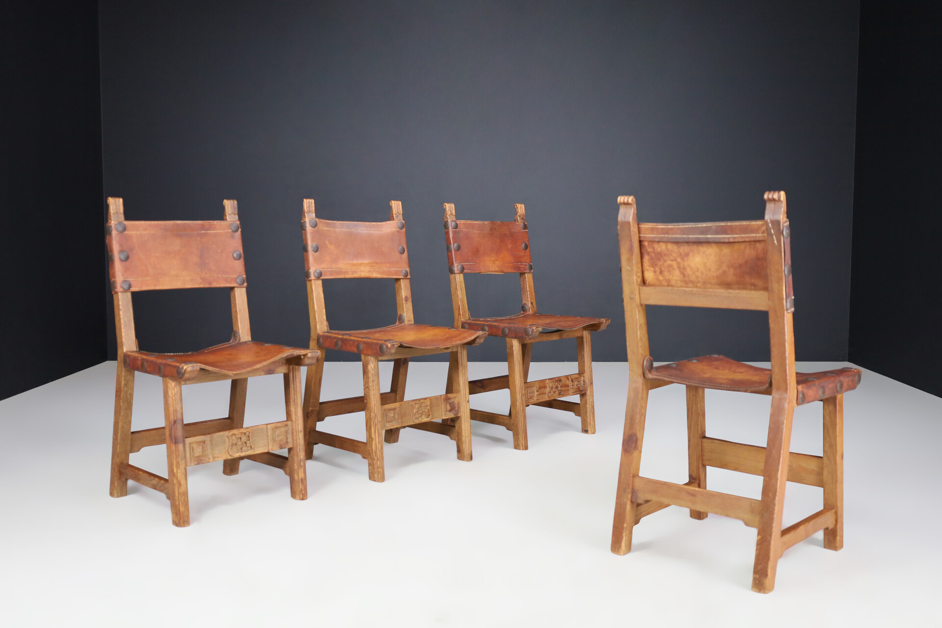 French provincial Midcentury Dining room Chairs in Patinated Cognac Saddle Leather, France 1950s Mid-20th century