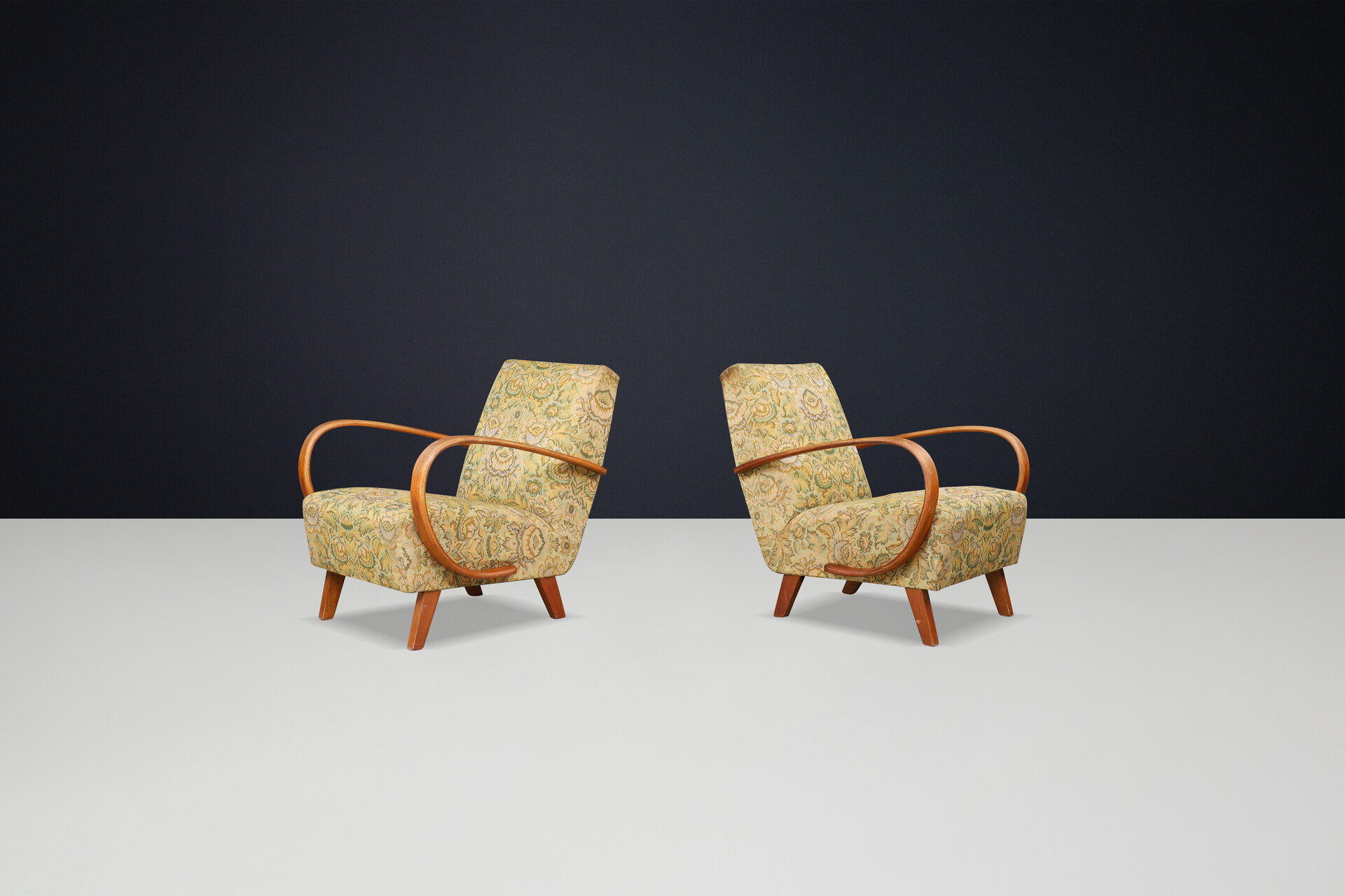 Jindrich Halabala Patinated Armchairs with Original Floral Upholstery, 1940s Mid-20th century