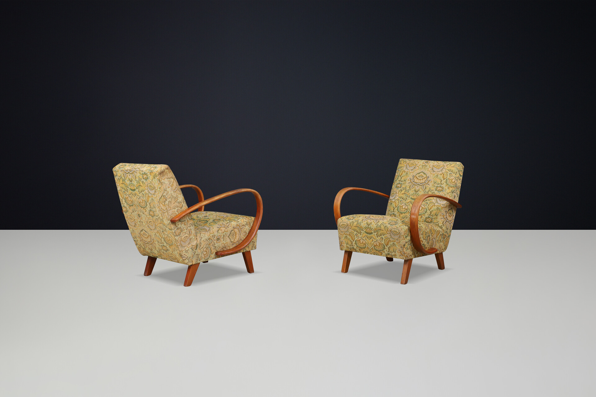 Jindrich Halabala Patinated Armchairs with Original Floral Upholstery, 1940s Mid-20th century