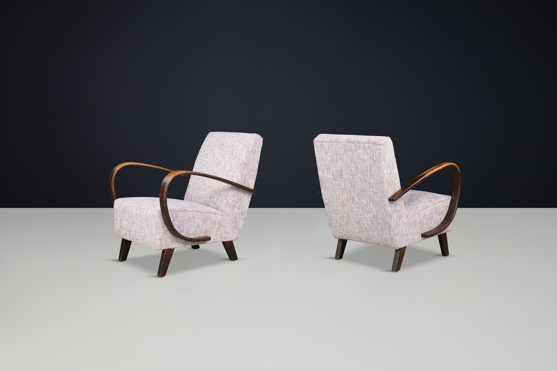 Jindrich Halabala Re-Upholstered Patinated Bentwood Lounge Chairs, 1940s Mid-20th century