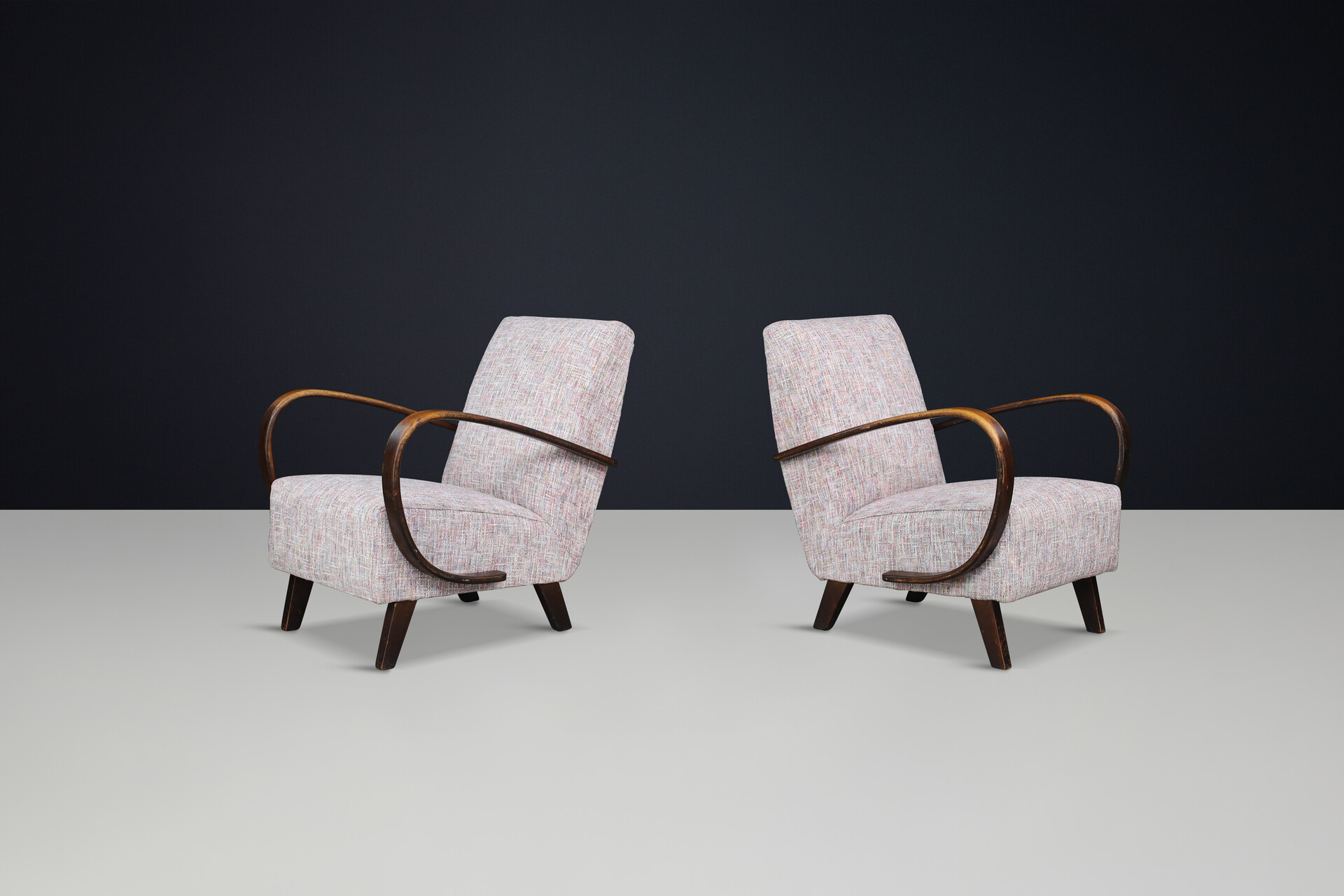 Jindrich Halabala Re-Upholstered Patinated Bentwood Lounge Chairs, 1940s Mid-20th century