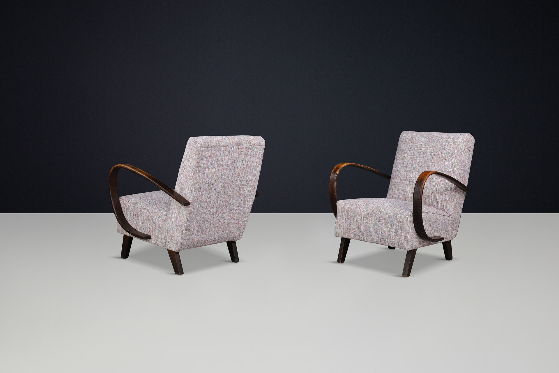 Jindrich Halabala Re-Upholstered Patinated Bentwood Lounge Chairs, 1940s Mid-20th century