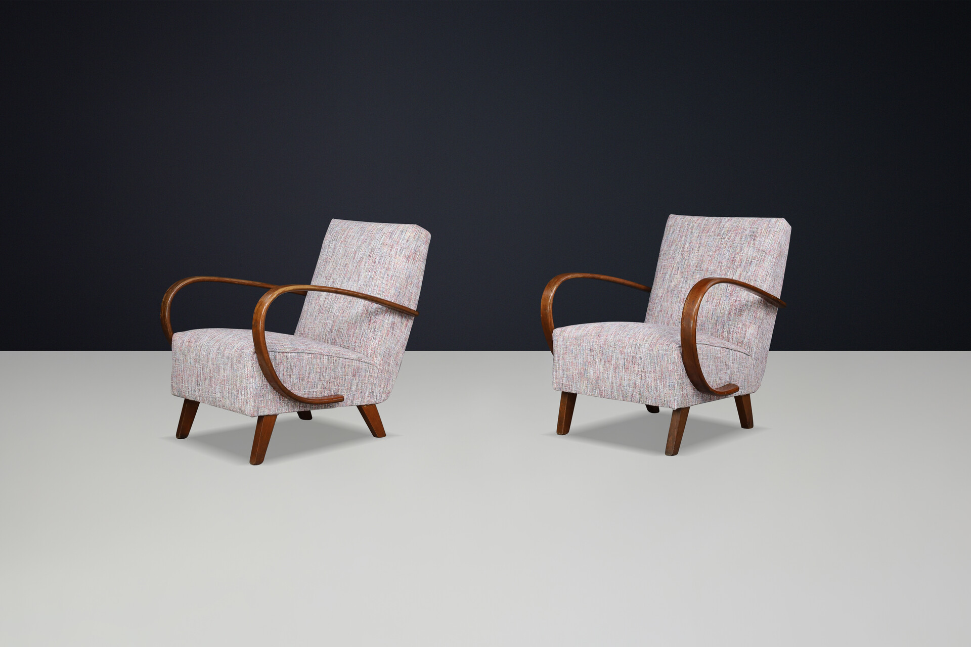 Jindrich Halabala Re-Upholstered Patinated Bentwood Lounge Chairs, 1940s Mid-20th century