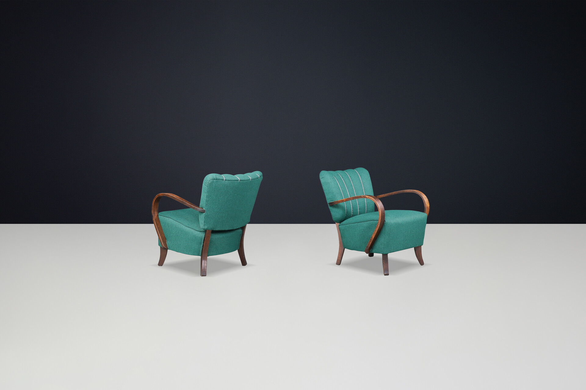 JIndrich Halabala re-upholstered patinated bentwood lounge chairs from the 1930s Mid-20th century