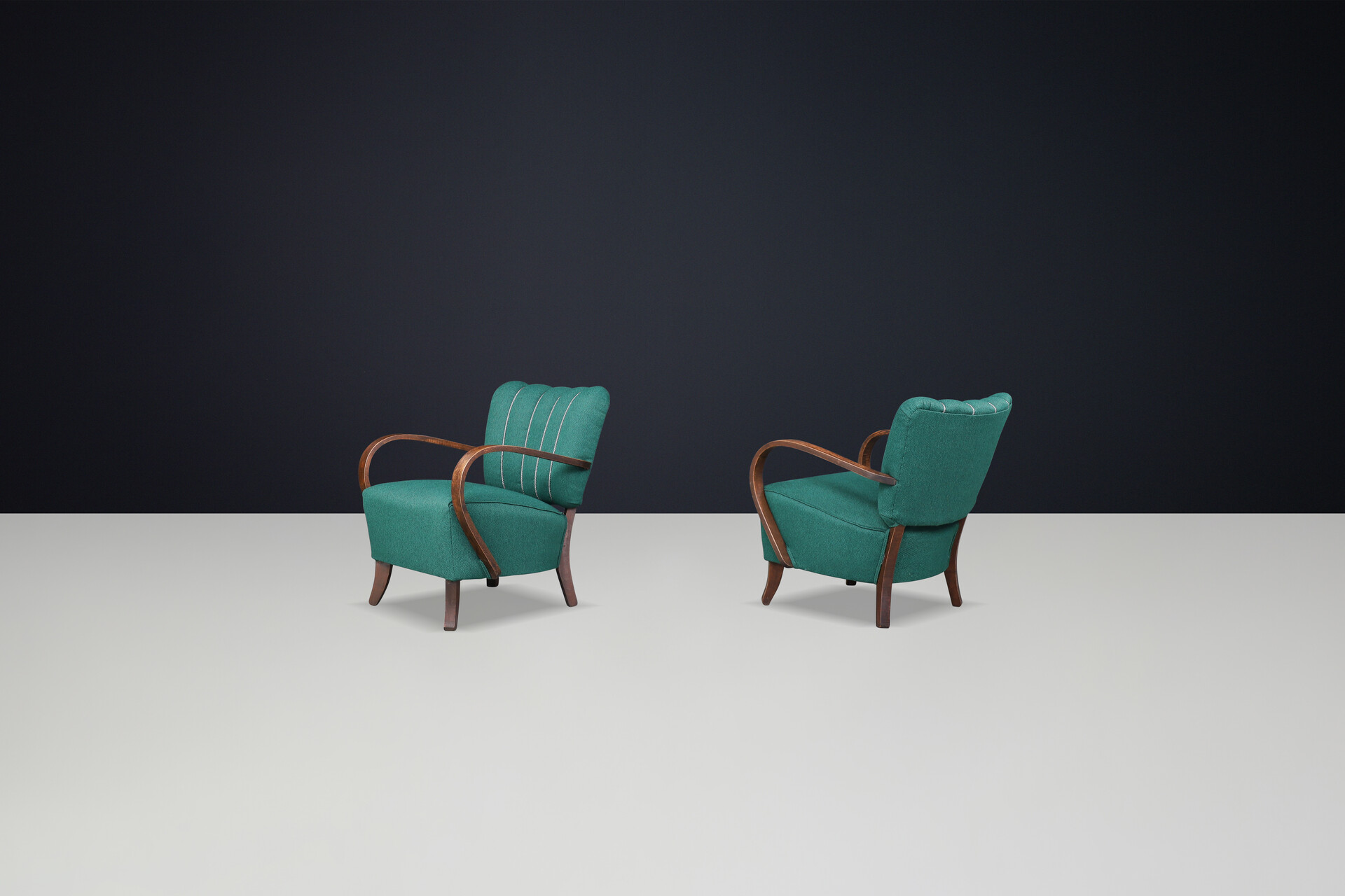 JIndrich Halabala re-upholstered patinated bentwood lounge chairs from the 1930s Mid-20th century