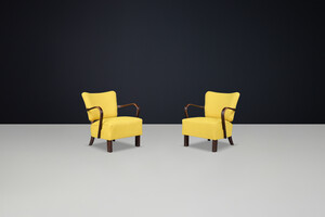 JIndrich Halabala re-upholstered patinated bentwood lounge chairs from the 1930s Mid-20th century