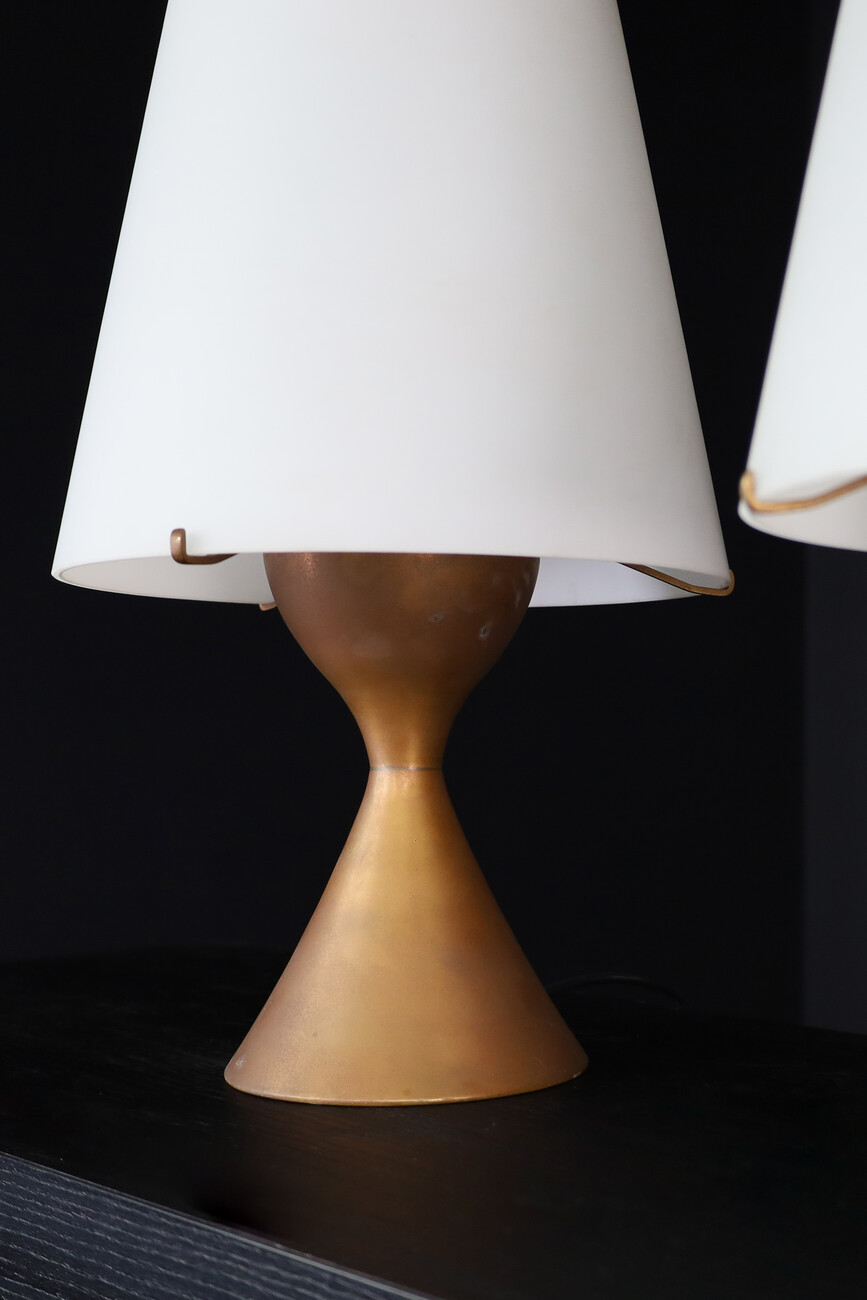 Max Ingrand for Fontana Arte pair of two Patinated Brass table lamps Italy 1956 Mid-20th century