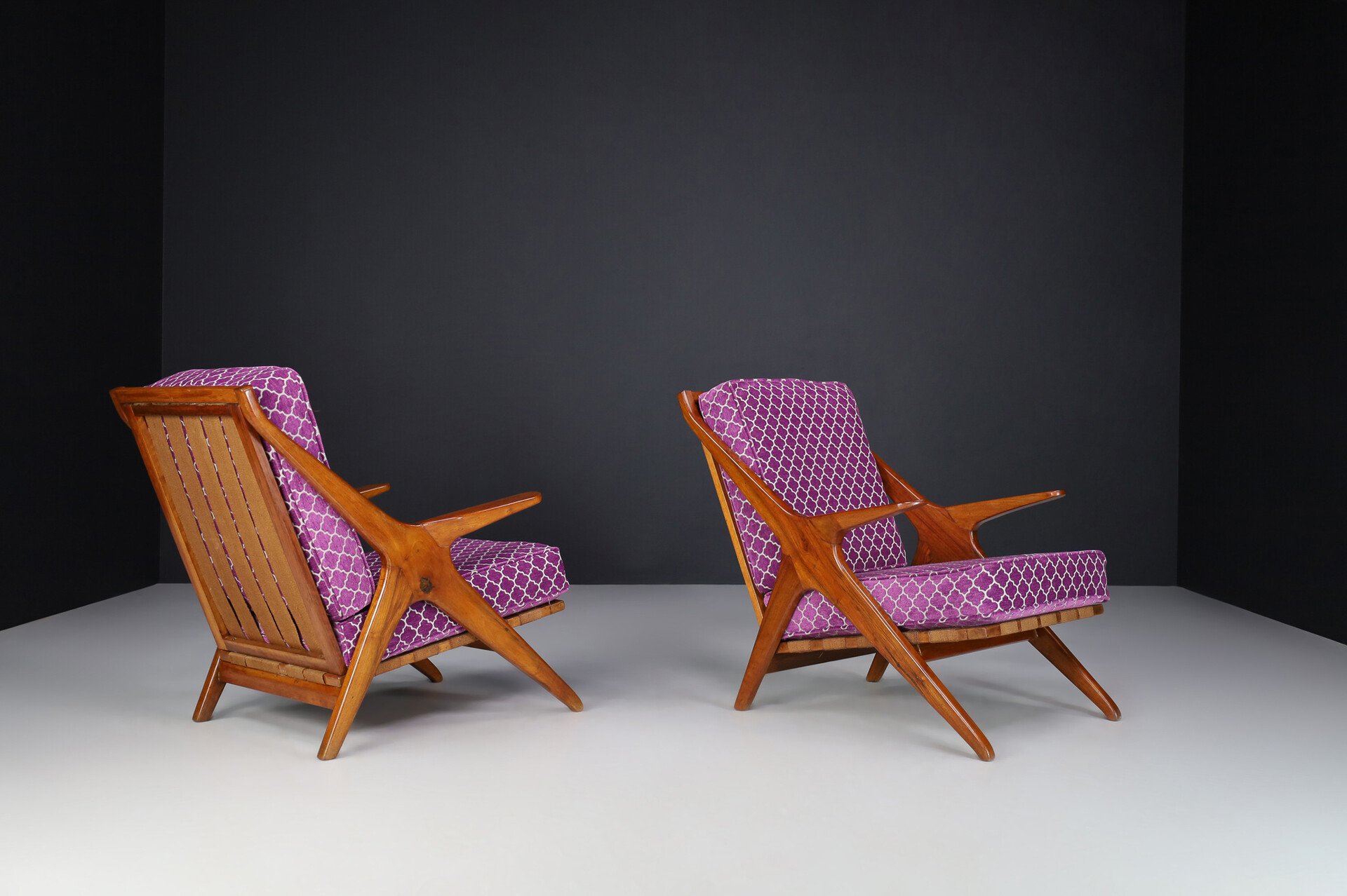 Mid century modern Armchairs in Walnut and Original Fabric, Italy 1950s Mid-20th century