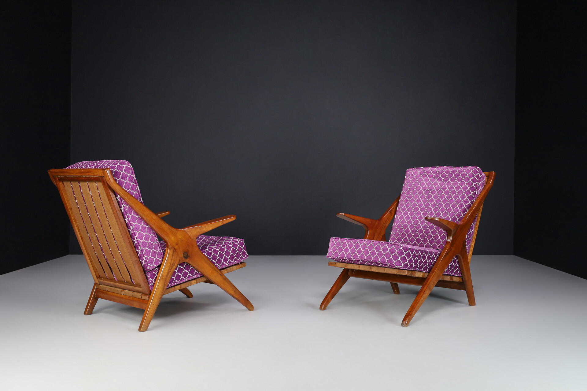 Mid century modern Armchairs in Walnut and Original Fabric, Italy 1950s Mid-20th century