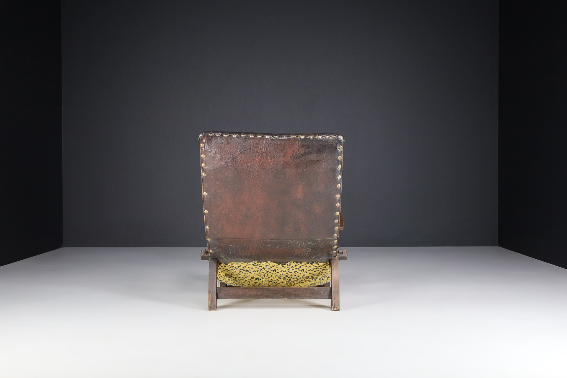 Mid century modern - Brutalist Leather and wood lounge/ arm chair , France 1950s Mid-20th century