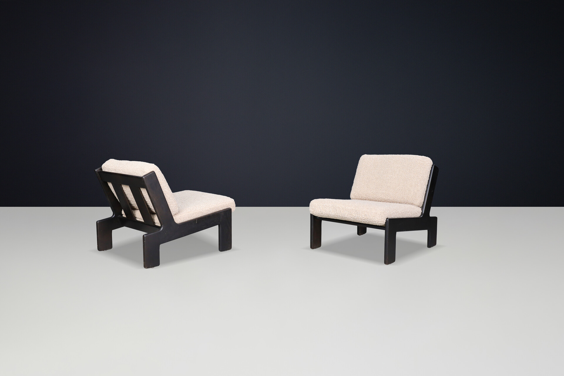 Mid century modern Brutalist Oak Lounge Chairs by Esko Pajamies for ASKO, Finland (1970s) Late-20th century