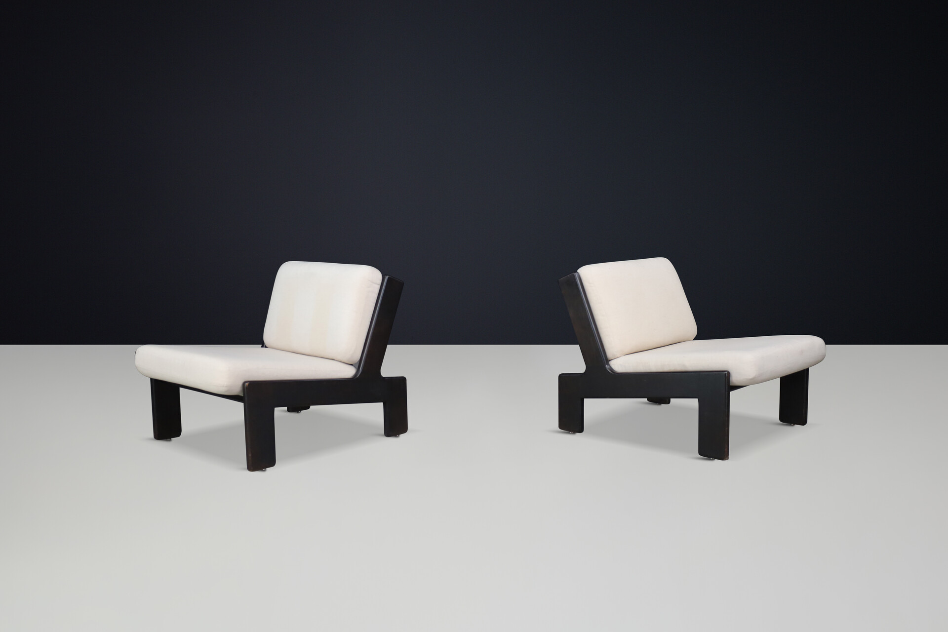 Mid century modern Brutalist Oak Lounge Chairs by Esko Pajamies for ASKO, Finland (1970s) Mid-20th century