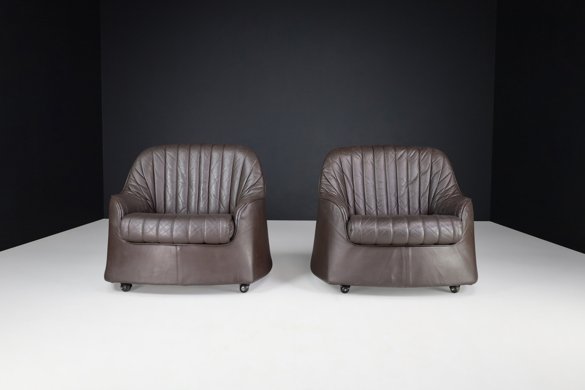 Mid century modern Cassina Ciprea Lounge chairs by Tobia and Afra Scarpa, 1970s, Italy Mid-20th century