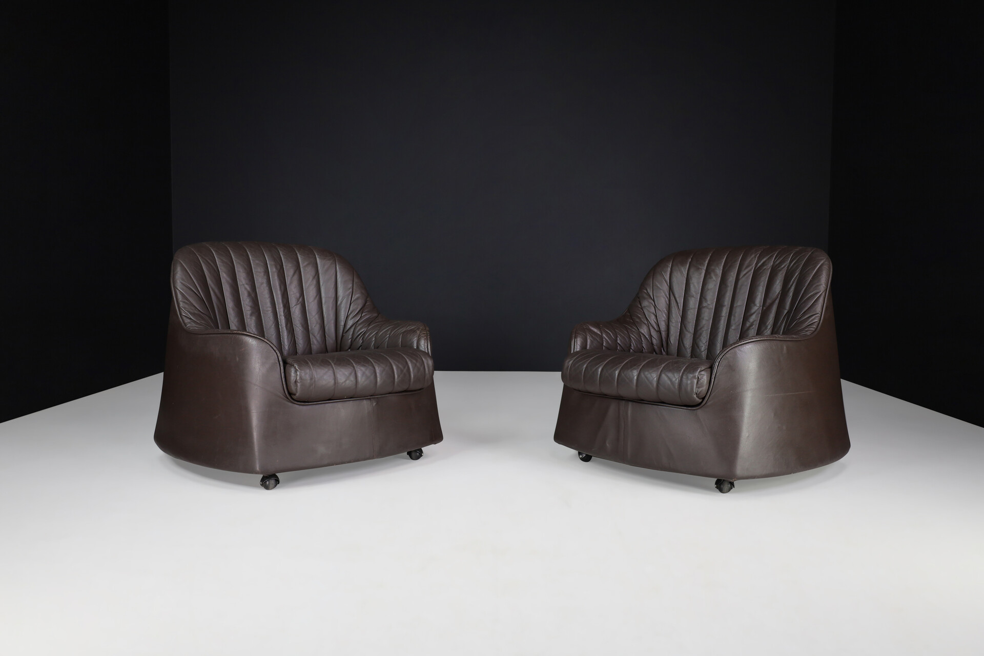 Mid century modern Cassina Ciprea Lounge chairs by Tobia and Afra Scarpa, 1970s, Italy Mid-20th century