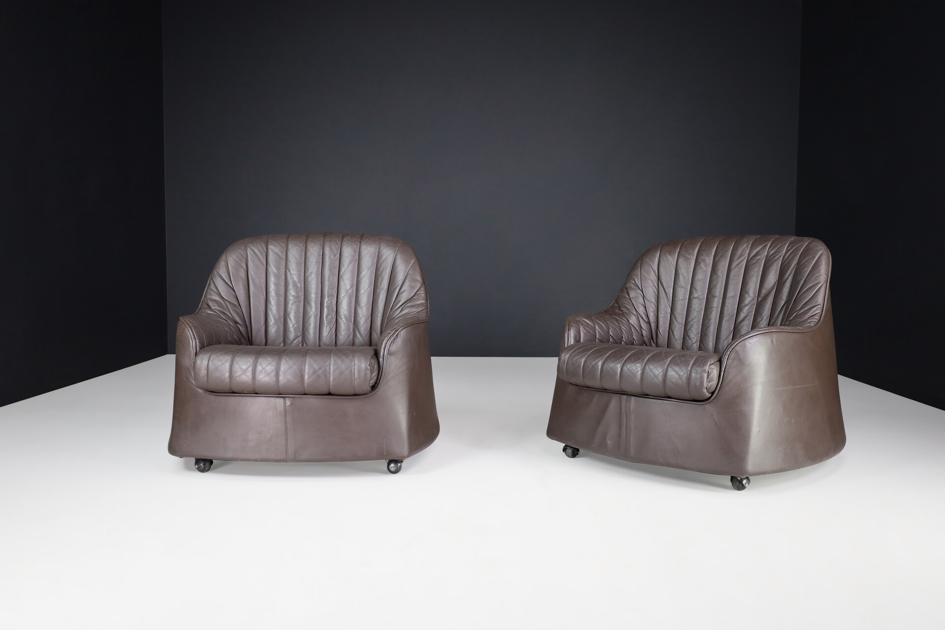 Mid century modern Cassina Ciprea Lounge chairs by Tobia and Afra Scarpa, 1970s, Italy Mid-20th century