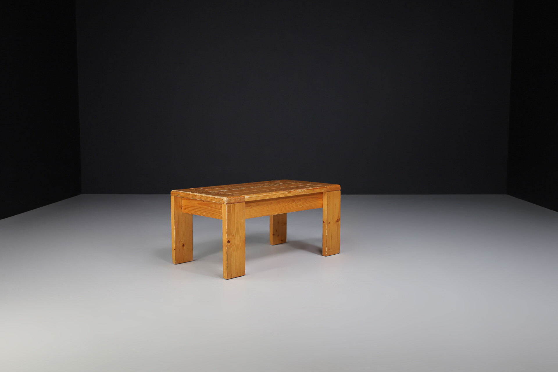 Mid century modern Charlotte Perriand Les Arcs Coffee Table in pine , France 1970s Late-20th century