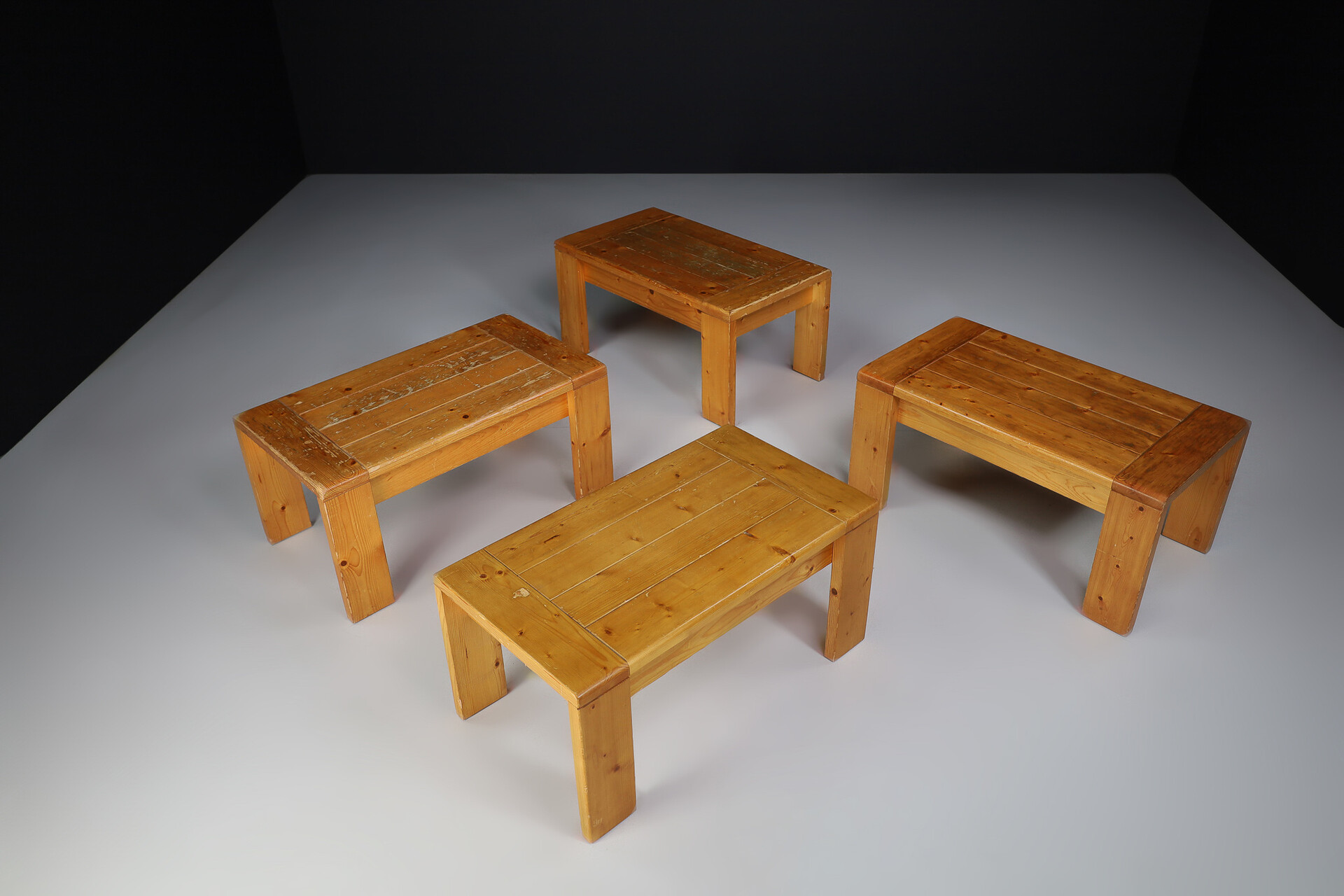 Mid century modern Charlotte Perriand Les Arcs Coffee Table in pine , France 1970s Late-20th century