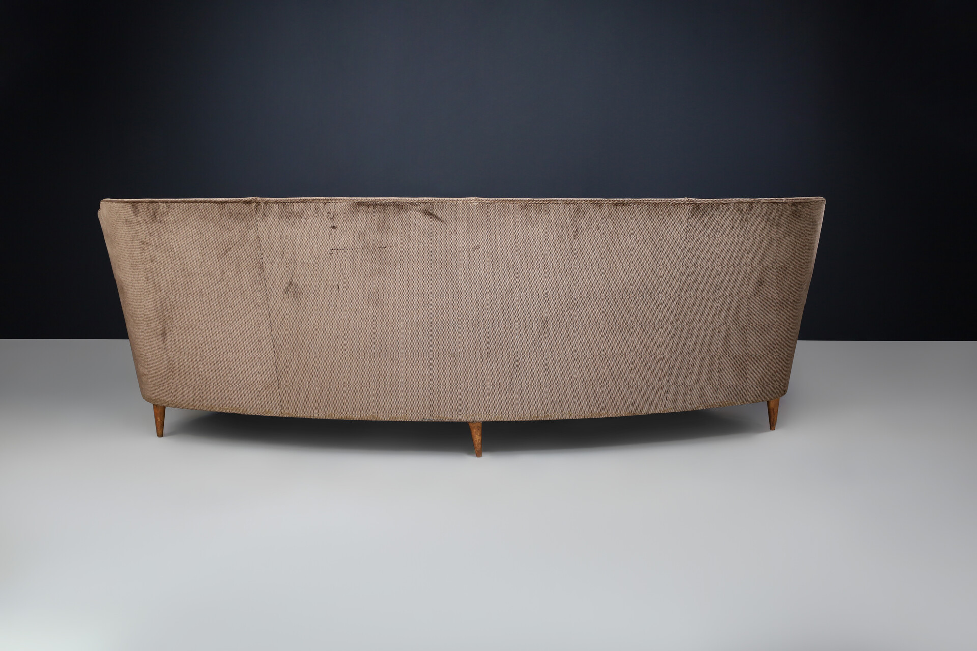 Mid century modern Curved Sofa by Ico Parisi in original Fabric, Italy, 1950s Mid-20th century