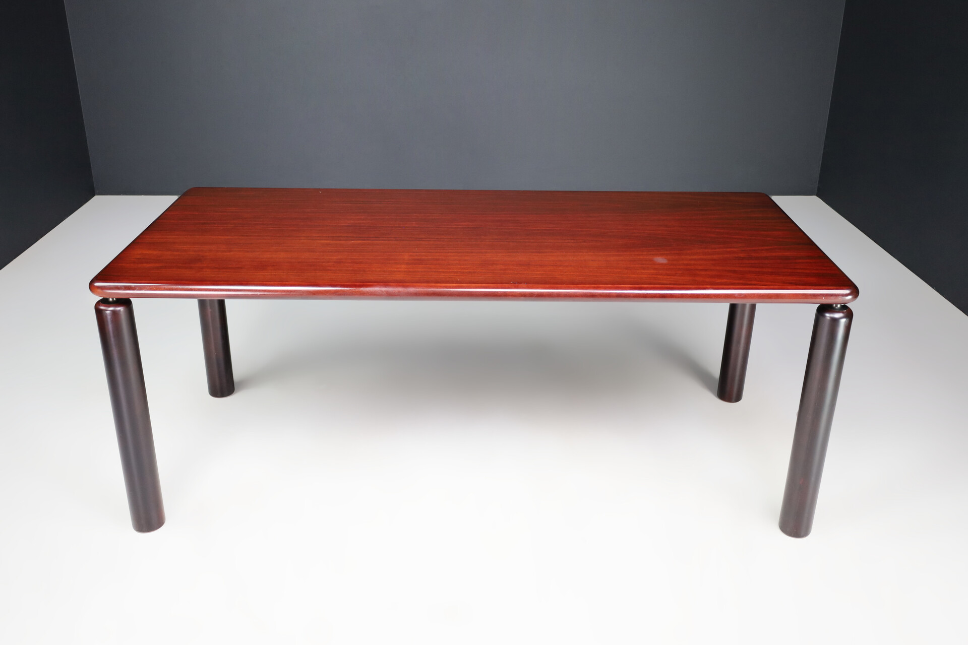 Mid century modern Dining room table mahogany attr. to Tobia Scarpa, Italy 1970s Late-20th century