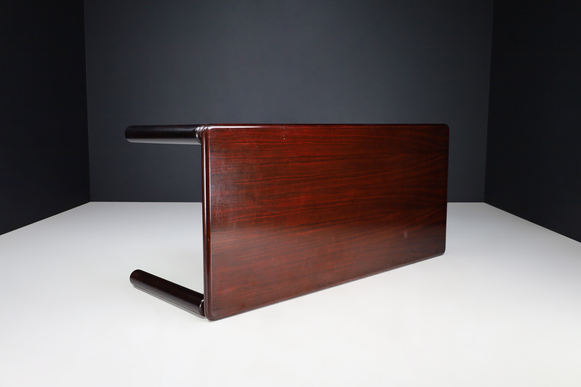 Mid century modern Dining room table mahogany attr. to Tobia Scarpa, Italy 1970s Late-20th century