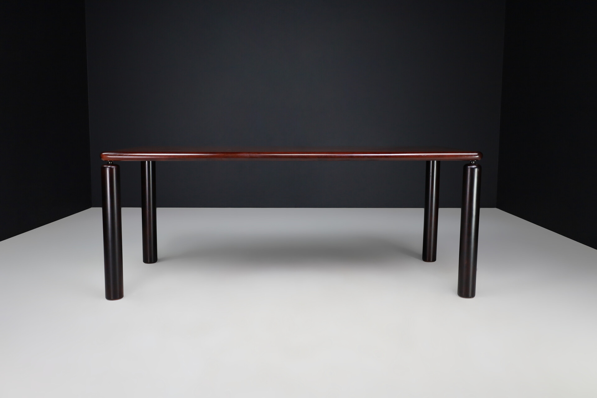 Mid century modern Dining room table mahogany attr. to Tobia Scarpa, Italy 1970s Late-20th century