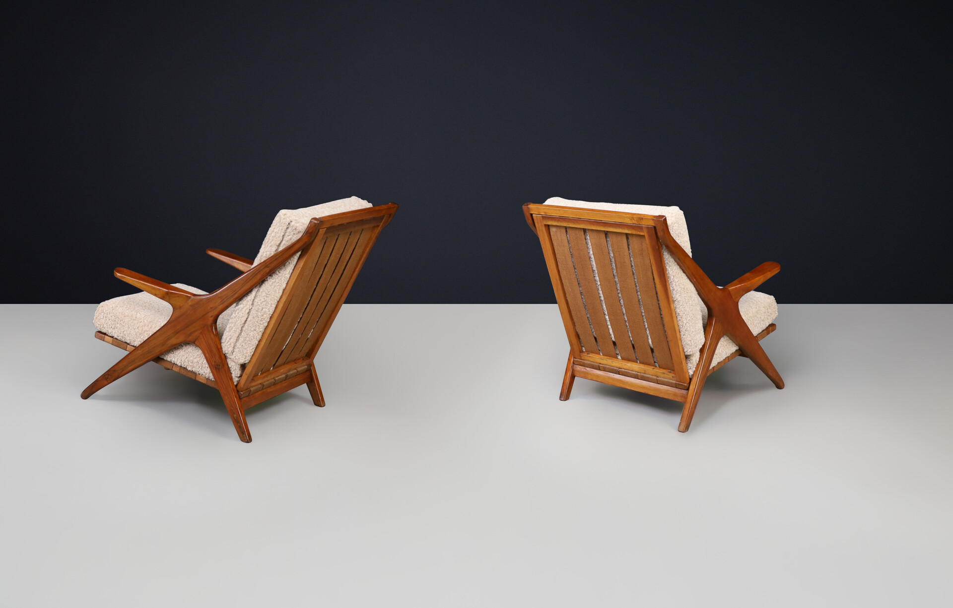 Mid century modern Elegant Armchairs in Walnut and Teddy Fabric, Italy 1950s Mid-20th century