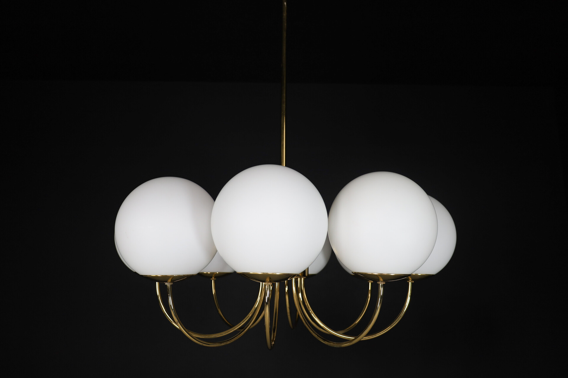 Mid century modern Elegant Chandeliers with Brass fixture and Opaline glass Globes, Italy 1960s Mid-20th century