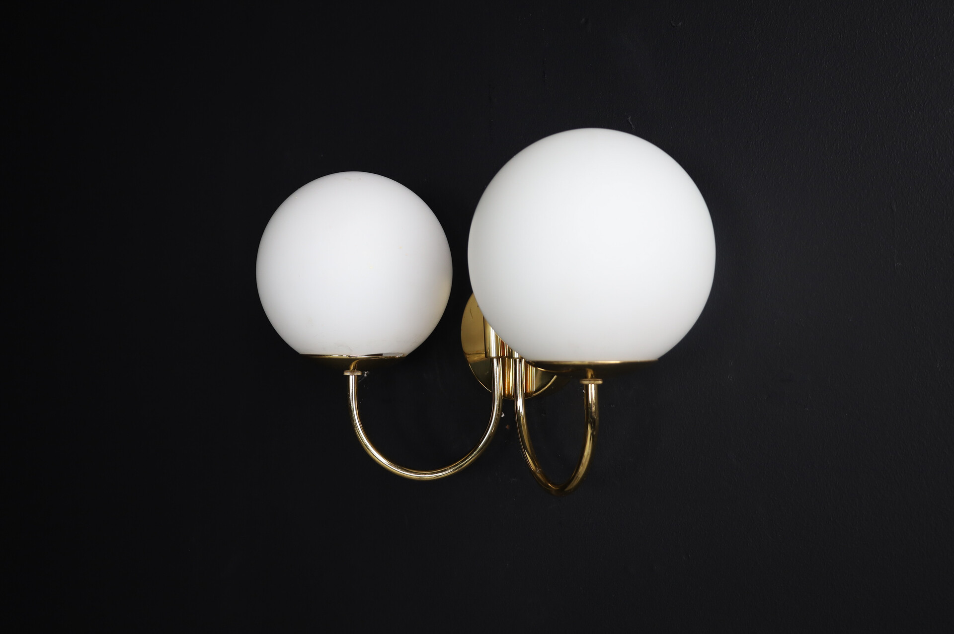 Mid century modern Elegant Sconces with brass Fixtures and Opaline Glass Globes, Italy 1960s Mid-20th century