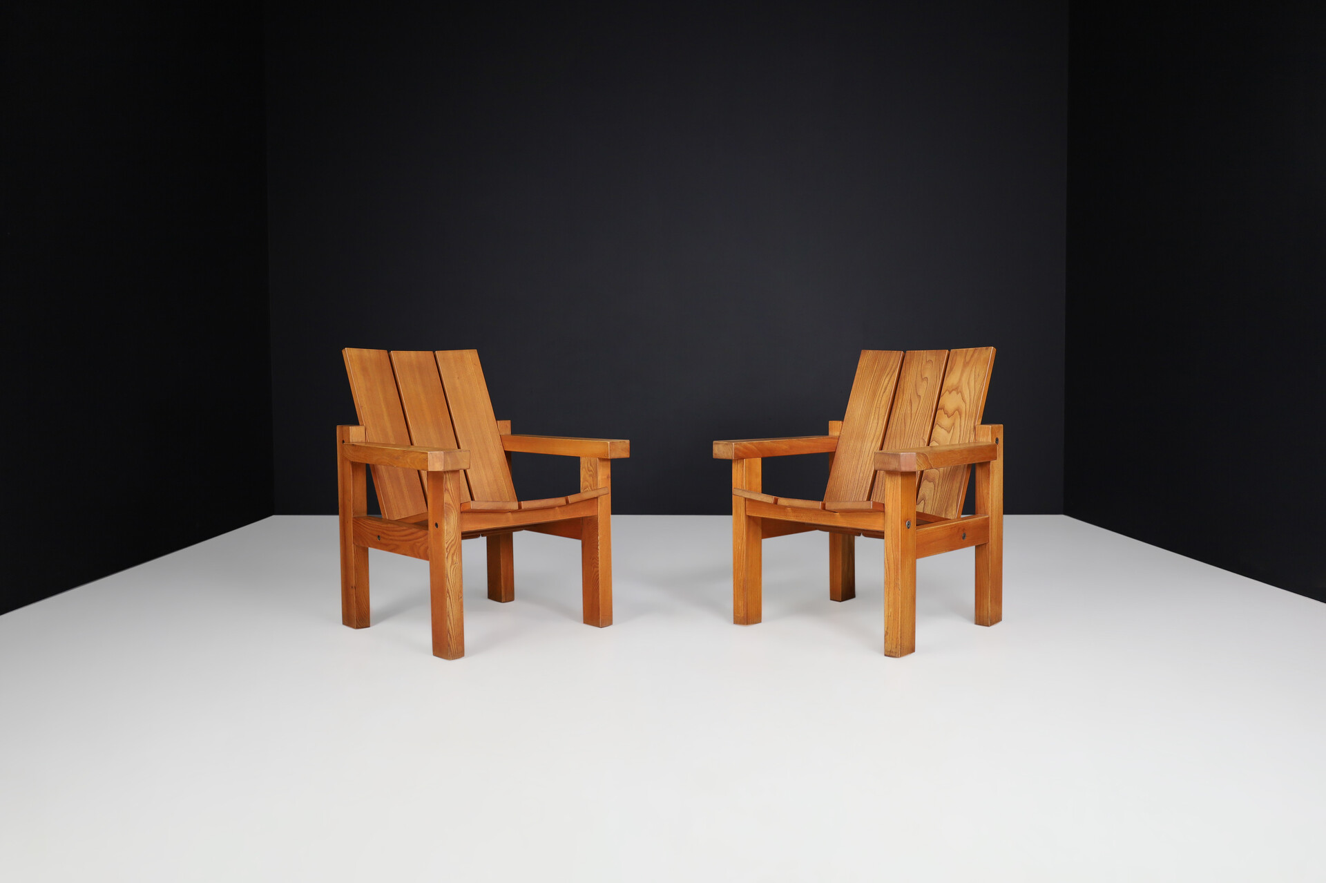 Mid century modern Elm Lounge chairs in the style of Pierre Chapo France 1960s Mid-20th century