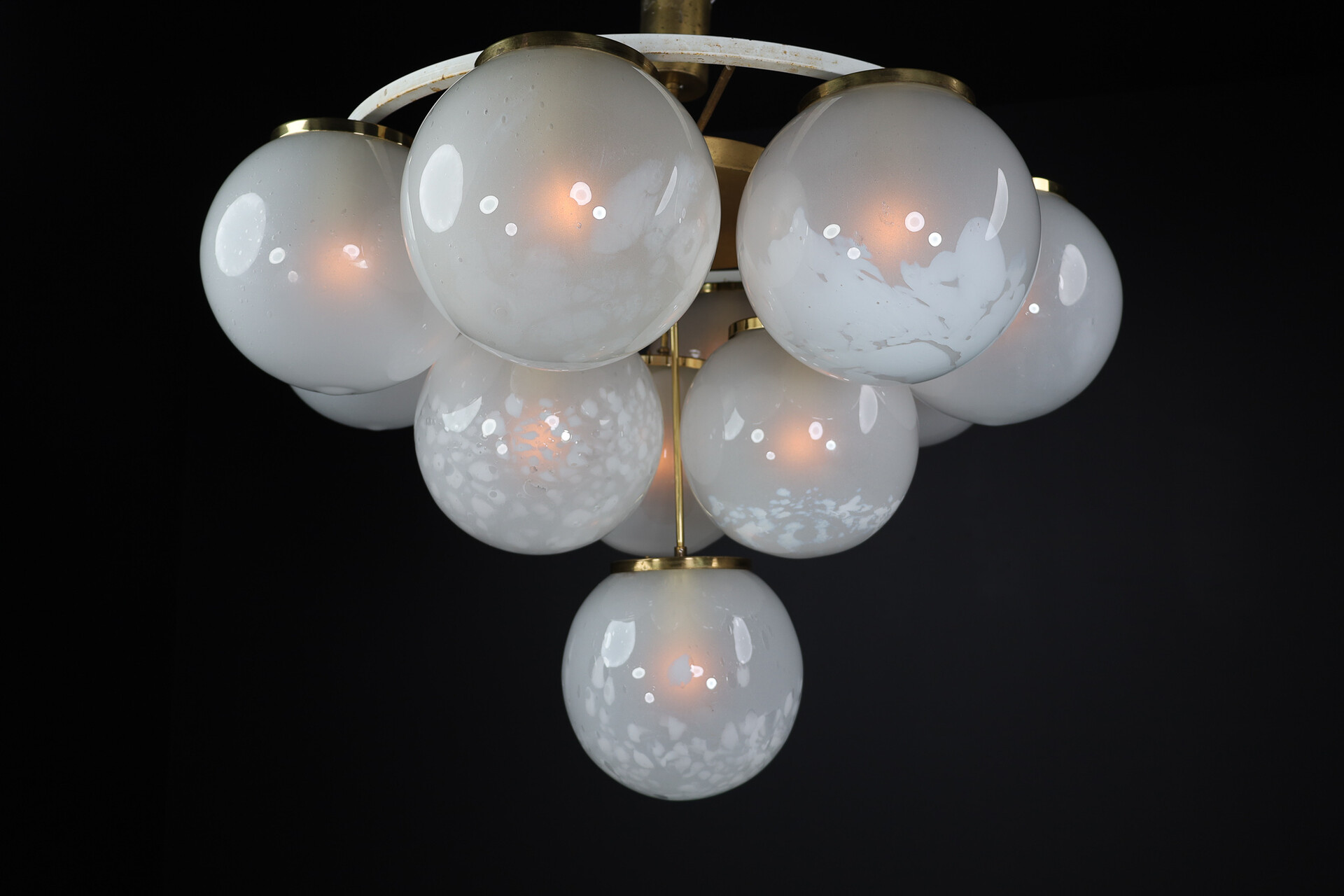 Mid century modern Extreme Large Chandelier / Flush Mount with Large Globes, Italy 1960s Mid-20th century