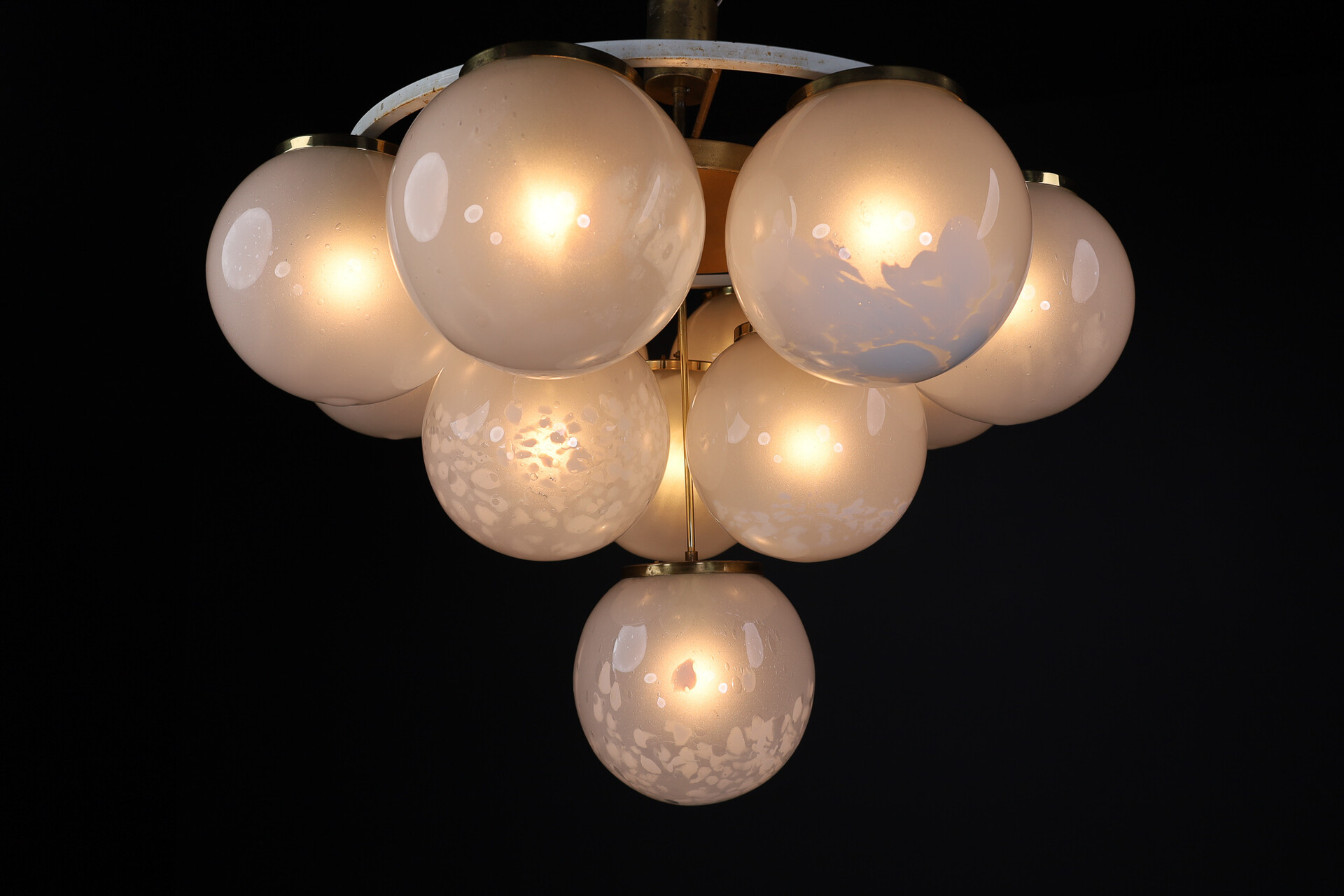 Mid century modern Extreme Large Chandelier / Flush Mount with Large Globes, Italy 1960s Mid-20th century