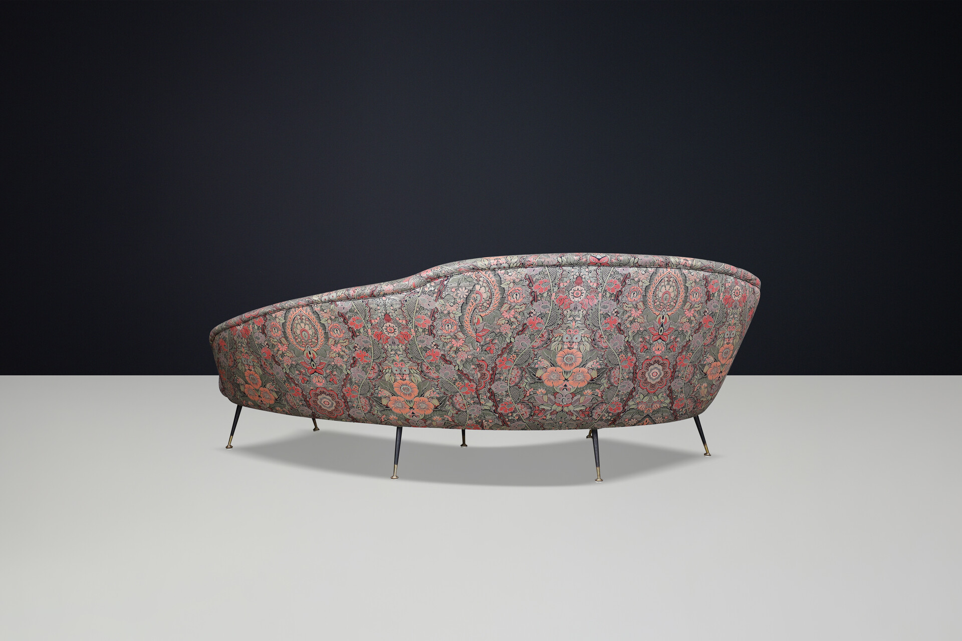 Mid century modern Federico Munari Curved Sofa in Original Floral Upholstery with Brass Feet, Italy Mid-20th century