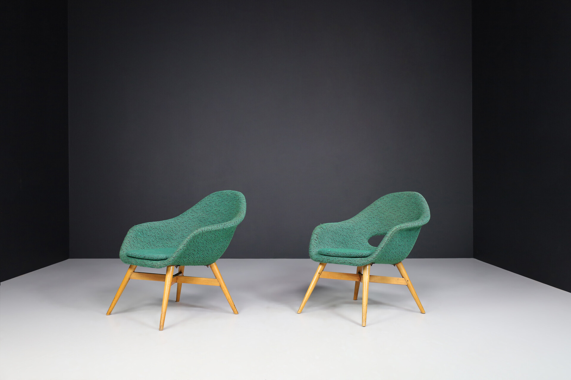 Mid century modern Fiberglass Easy Chairs by Miroslav Navratil for Vertex in original fabric , circa 1960 Mid-20th century