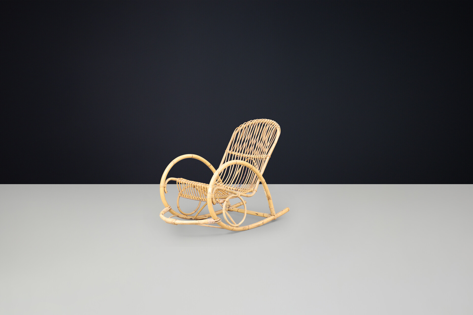 Mid century modern Franco Albini Style Wicker Bamboo Rocking Chair Italy 1960s Mid-20th century